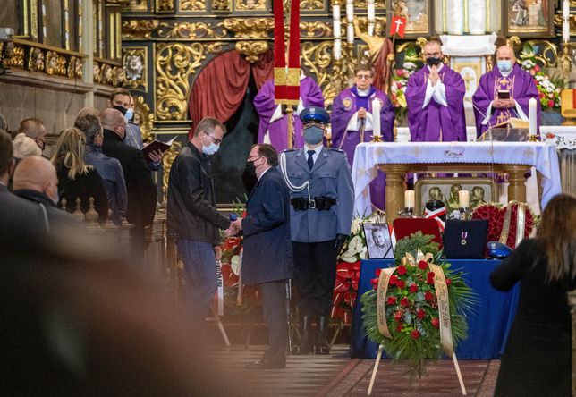 Pogrzeb zastrzelonego policjanta. W Raciborzu pożegnano asp. Michała Kędzierskiego