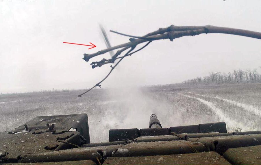 A recording from a camera on the Russian T-80 tank just before a Javelin hit the barrel.
