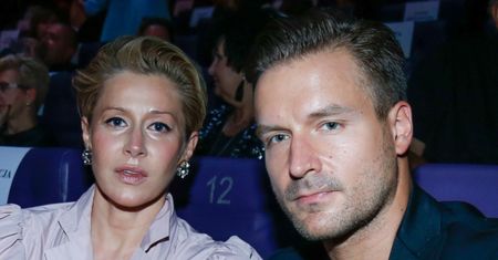 TYLKO NA PUDELKU: Katarzyna Warnke i Piotr Stramowski ROZSTALI SIĘ? Aktorka reaguje na plotki o kryzysie w związku!