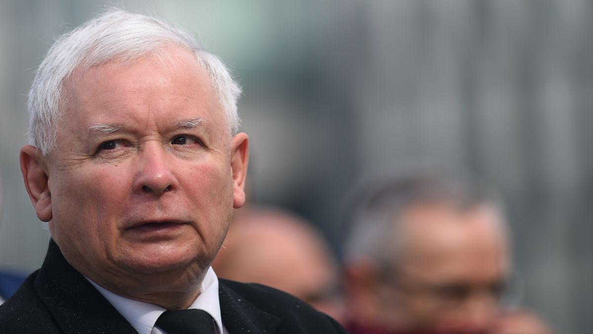 Warszawa. 10.07.2020. Prezes PiS Jaroslaw Kaczynski podczas 123 miesiecznicy Katastrofy Smolenskiej.ot. Adam Chelstowski