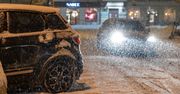 Poznań: Wielkopolska zasypana śniegiem. Trudna sytuacja na drogach po kolizjach