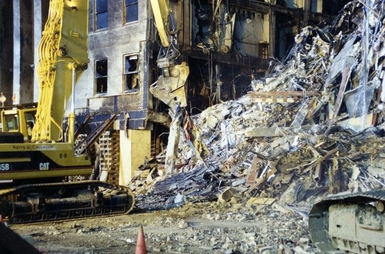 FBI ujawniło nieznane wcześniej zdjęcia z zamachu z 11 września 2001 roku 4