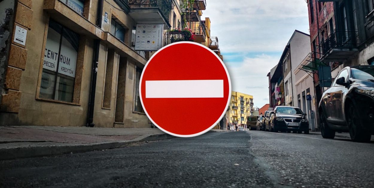 Włocławek: Awaria wodociągu zamknęła ulicę w centrum. Tędy nie przejedziesz