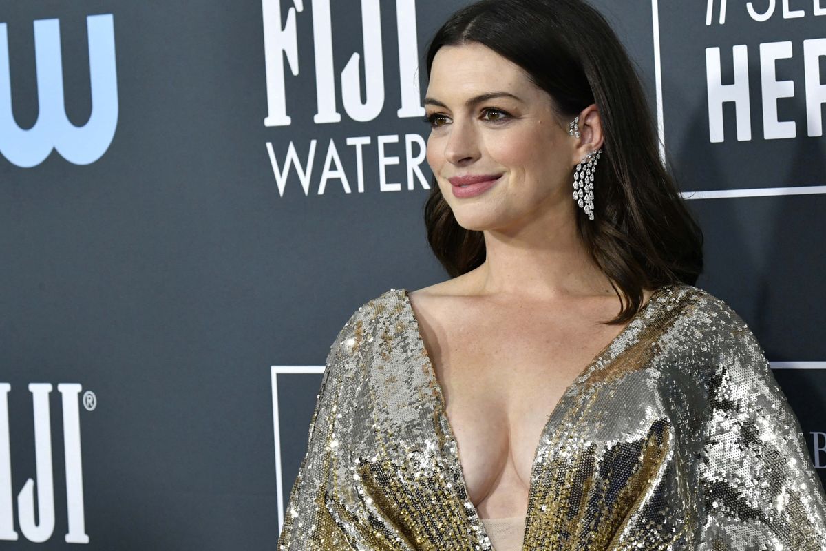 Anne Hathaway wcieliła się w wiedźmę w najnowszym filmie Roberta Zemeckisa