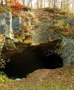 Jaskinia Szachownica. Nieodpowiedzialni turyści wchodzą do niej mimo zakazu