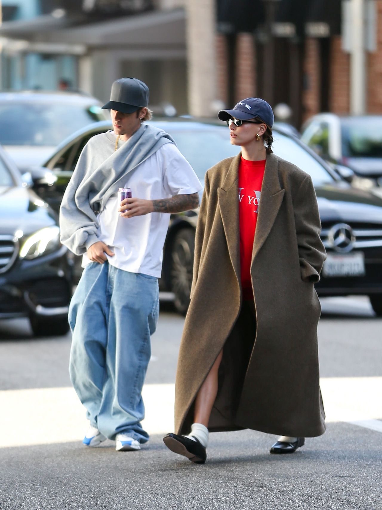 LOS ANGELES, CA - DECEMBER 14: Justin Bieber and Hailey Bieber are seen on December 14, 2023 in Los Angeles, California.  (Photo by Bellocqimages/Bauer-Griffin/GC Images)