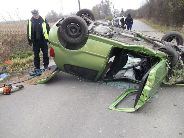Groźne dachowanie w Lipowej gmina Opatów
