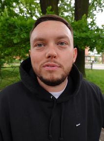 Książulo o włos od pobicia. Groźna sytuacja przy jedzeniu kebaba