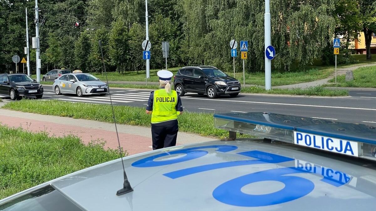Kontrola policyjna na ul. Jana Pawła II w Lublinie