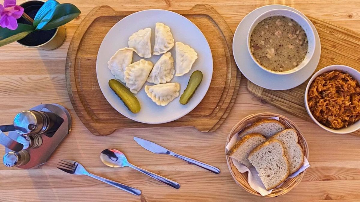 Właściciele polskich sklepów i restauracji próbują przetrwać ciężki czas w Niemczech. Często nie muszą sięgać po państwową pomoc