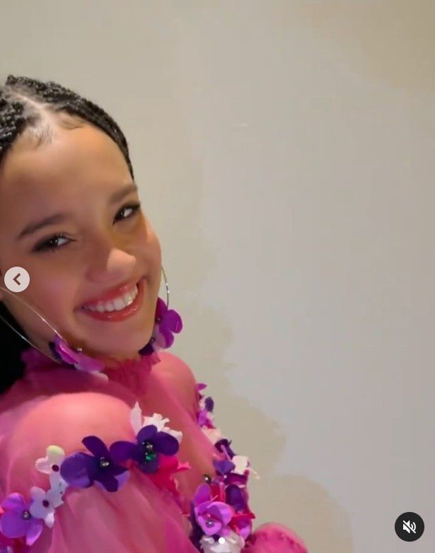 Sara Egwu-James prezentuje kreację na Eurowizję Junior