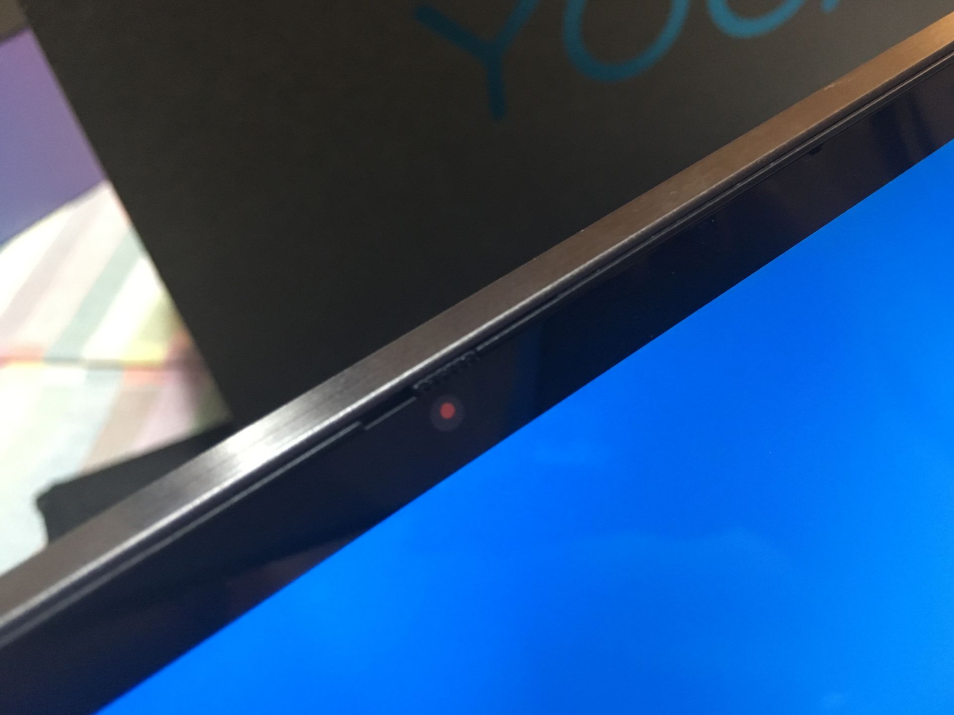 Lenovo Yoga C930 Glass – piękno, moc i pióro 13