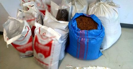 Śląskie. Kontrabanda w workach po materiałach opałowych