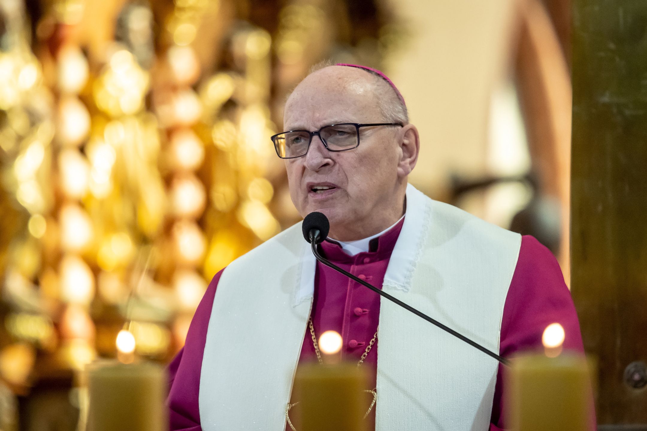 Wies�aw Mering
Tytus �mijewski
Bazylika katedralna, biskup w�oc�awski Wies�aw Mering, covid-19, epidemia, koronawirus, modlitwa, pandemia, religia, SARS-CoV-19, Wies�aw Mering, duchowny duchowie�stwo