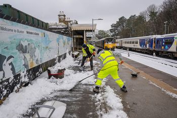 Orkan Goretti uderzył w Wielką Brytanię. Odwołano ponad 50 lotów