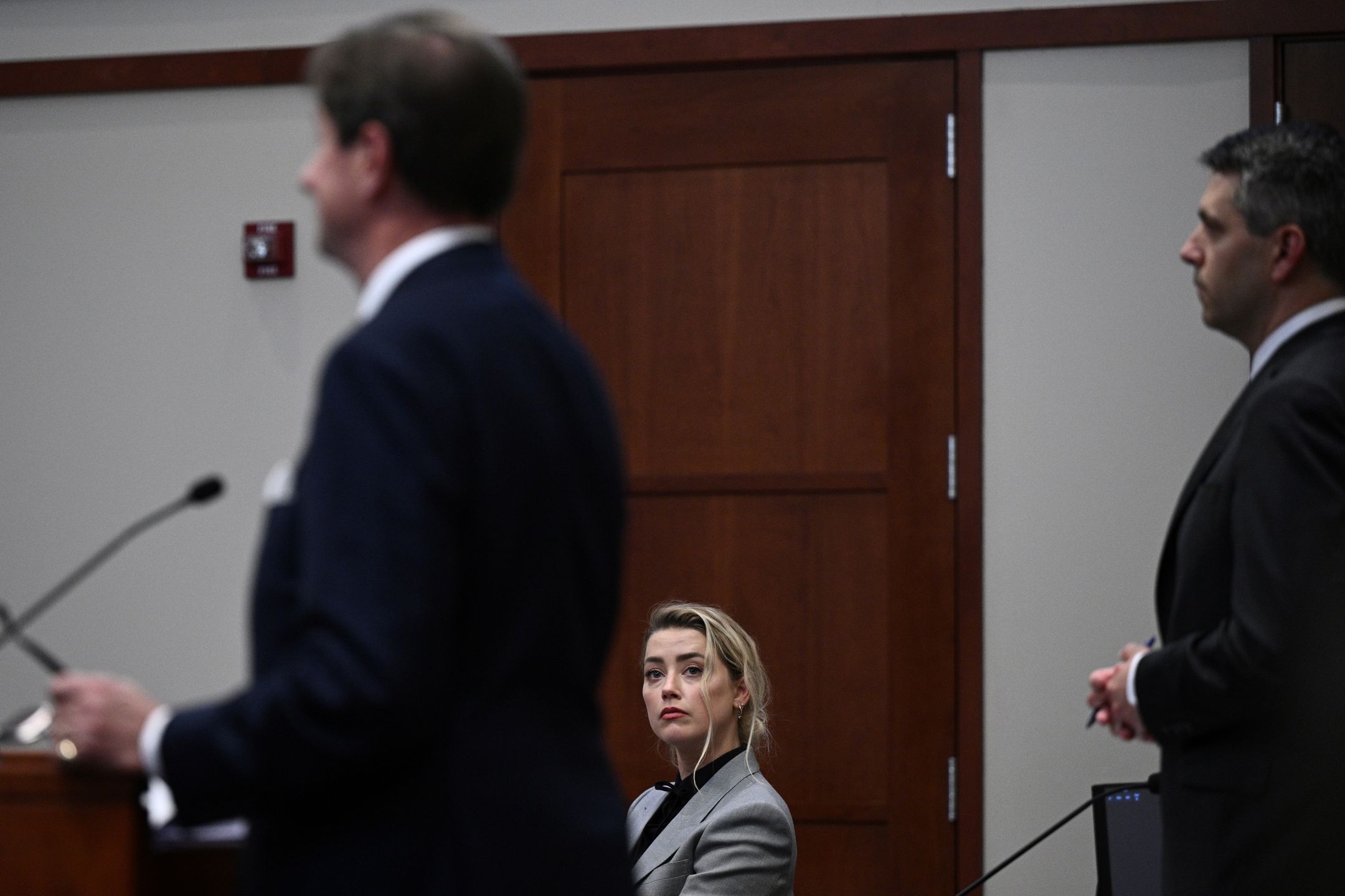 Siostra Johnny'ego Deppa zeznaje przeciwko Amber Heard