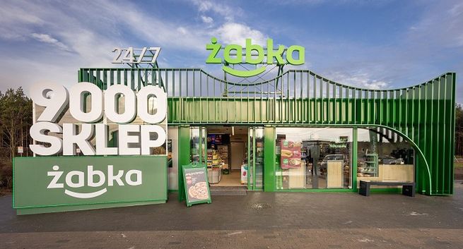 Żabka debiutuje z nowym formatem. Otworzyła sklepy numer 9000 i 9001