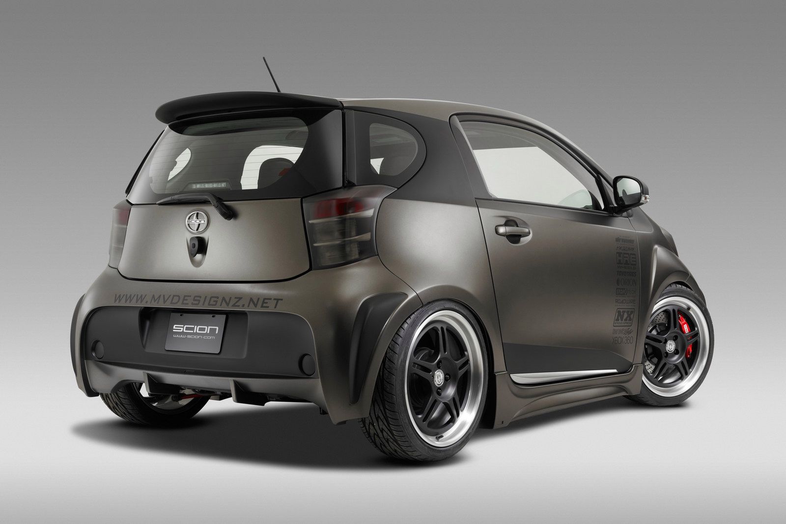 SCION iQ-RX