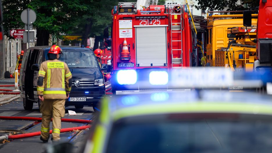 Miejsce nocnego po�aru i wybuchu
Jakub Kaczmarczyk
kamienica, Poznaniu, Pozna�, po�ar, stra�, stra�acy, wybuch, stra� po�arna, ul. Kraszewskiego