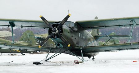 Samoloty An-2 przy granicy z Ukrainą. Rosja sięga po archaiczne dwupłatowce