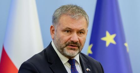 Żurek o zatrzymaniu Ziobry: "Ani o milimetr łagodniej bądź surowiej"