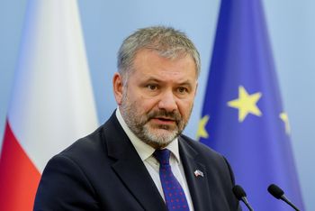 Żurek o zatrzymaniu Ziobry: "Ani o milimetr łagodniej bądź surowiej"