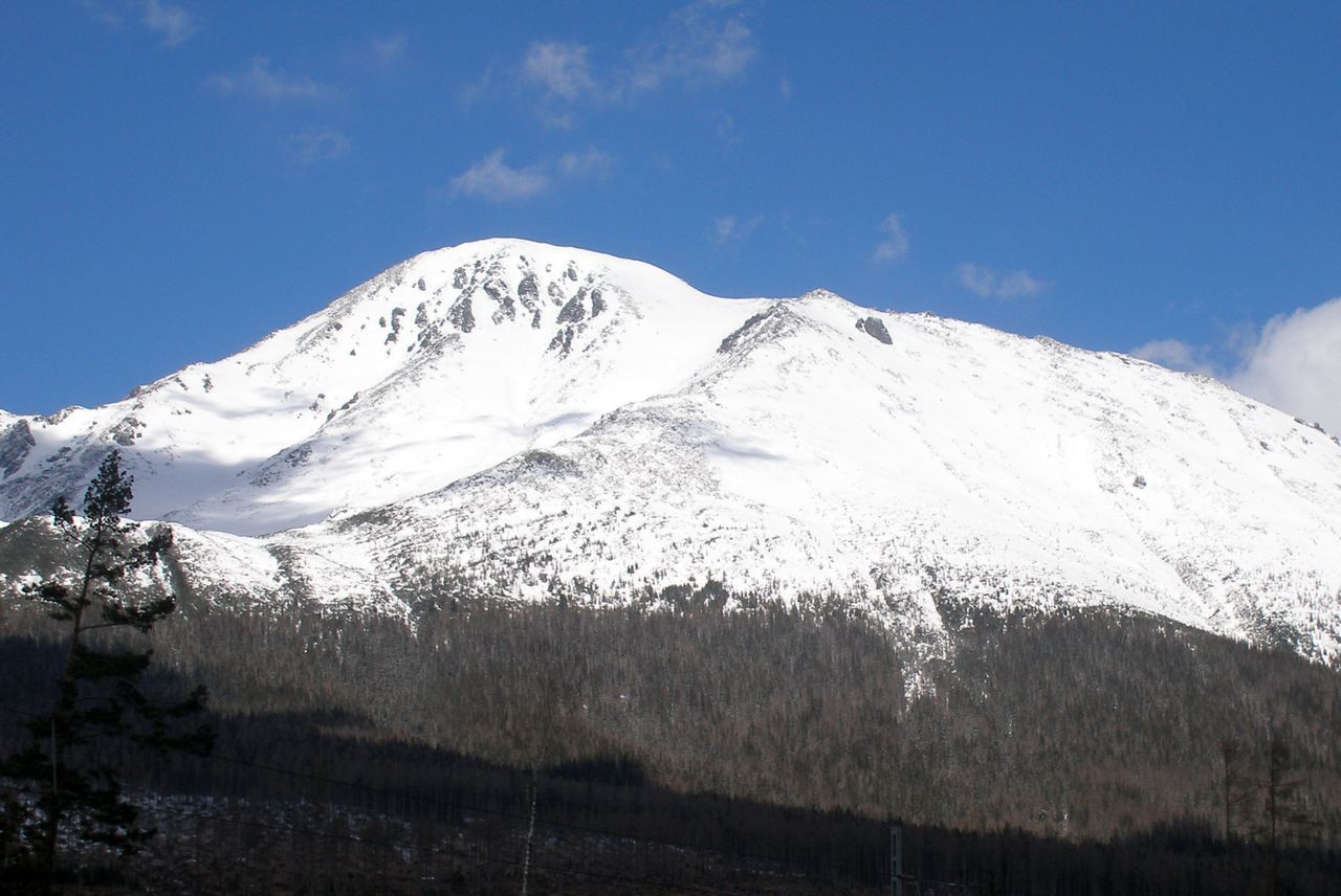 Tatry Słowackie. Ze Sławkowskiego Szczytu zeszła potężna lawina