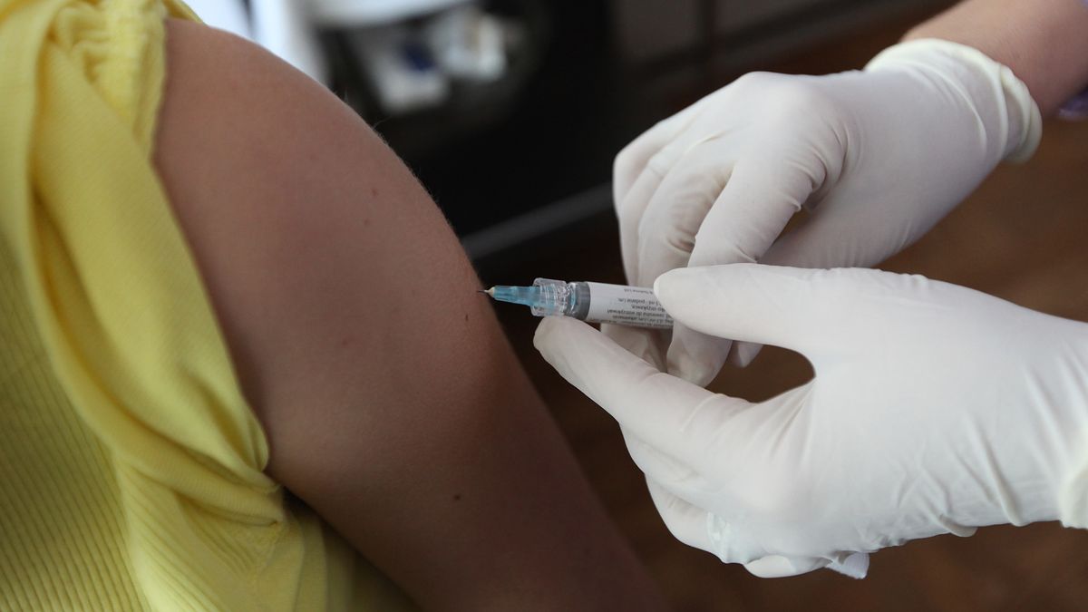 Nawet 10 tys. zł za brak szczepienia