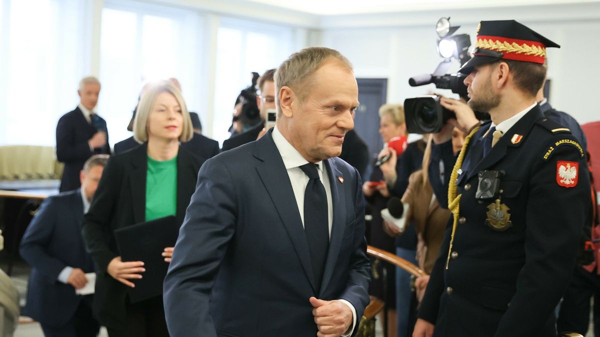 Przewodniczący PO Donald Tusk obiecuje podwyższenie kwoty wolnej od podatku, ale nie w ciągu pierwszych 100 dni