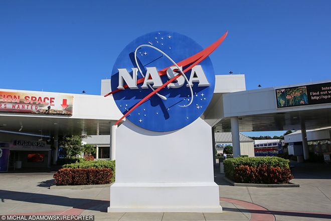 NASA rozpoczęła misję, która może rozwiązać zagadkę powstania życia. Wszystko dzięki kilku łyżkom pyłu…