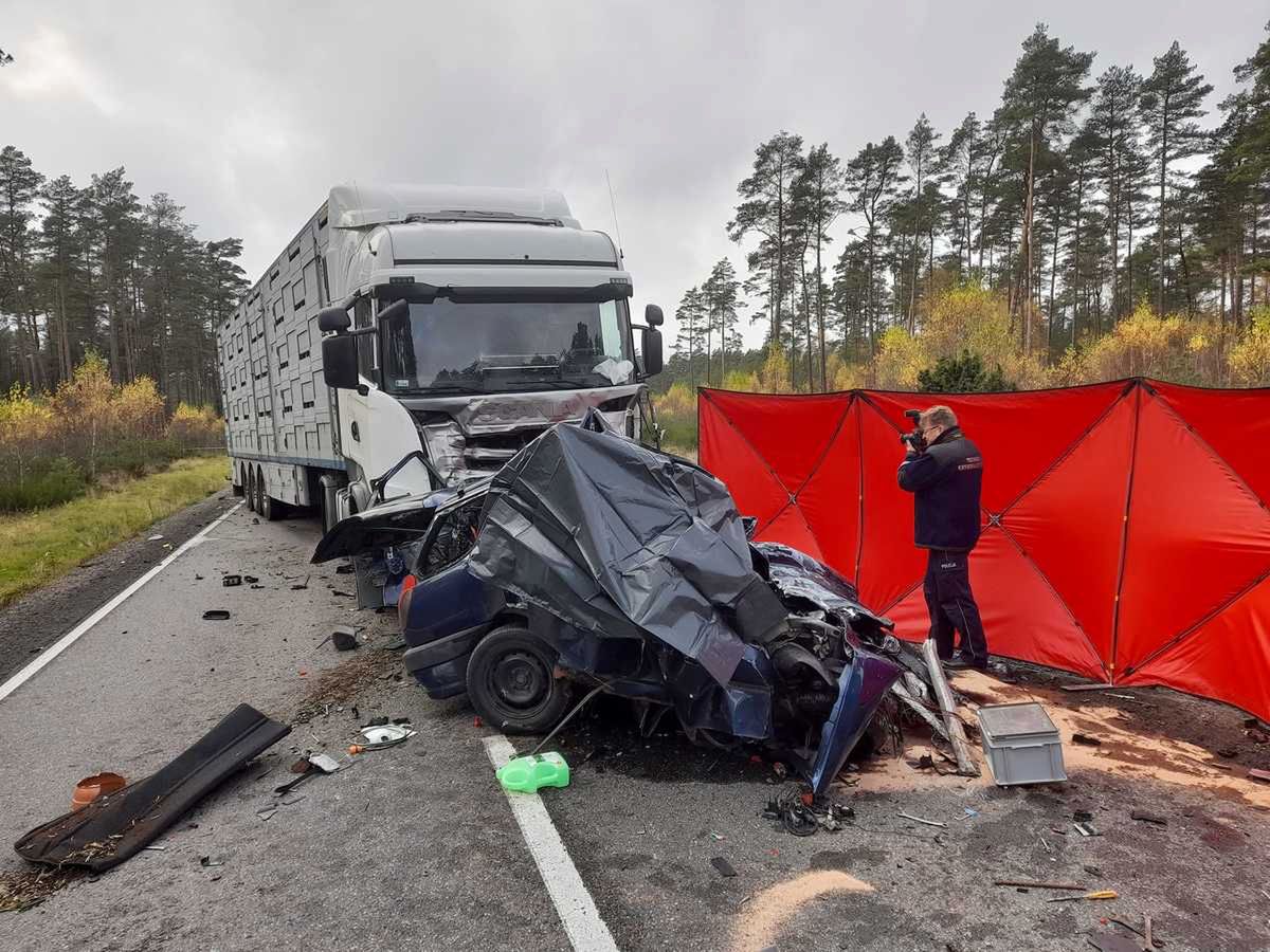 Trzy osoby zginęły w wypadku na drodze krajowej nr 20.