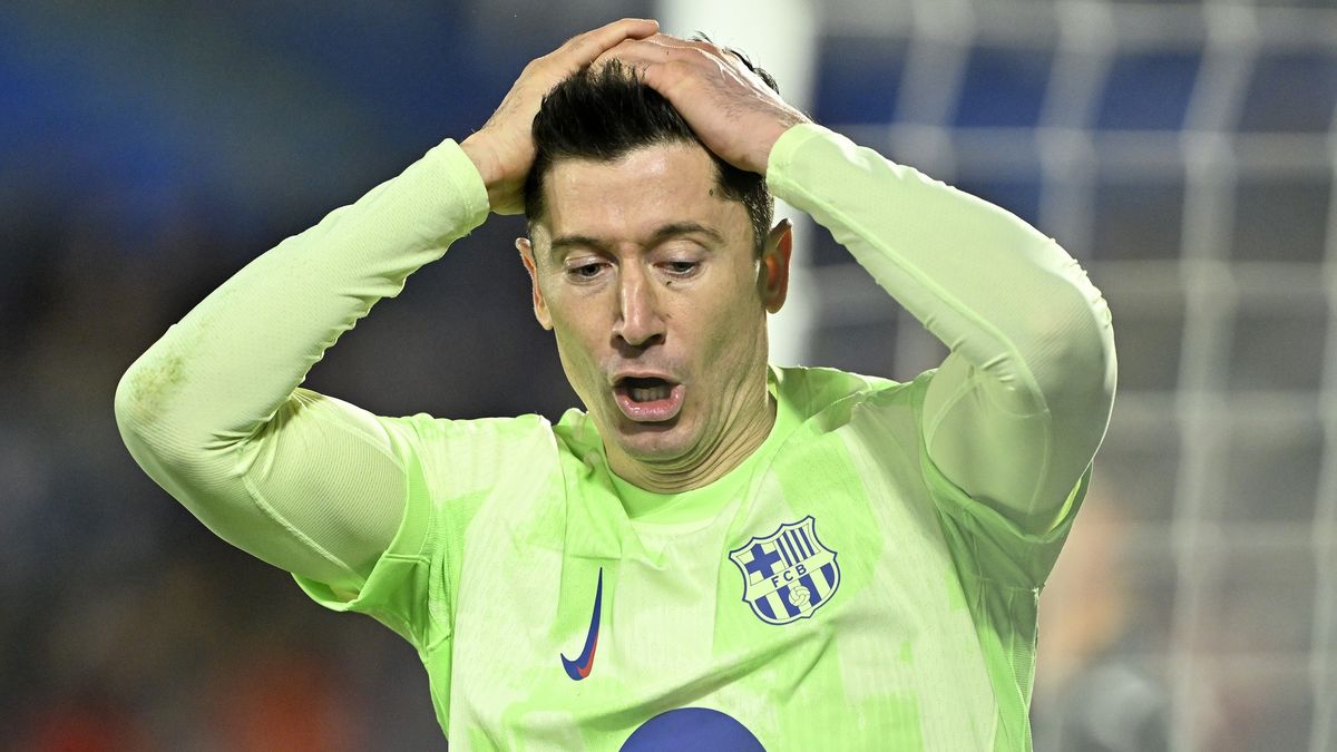 Getty Images / Robert Lewandowski nigdy nie czekał tak długo na ligową wygraną