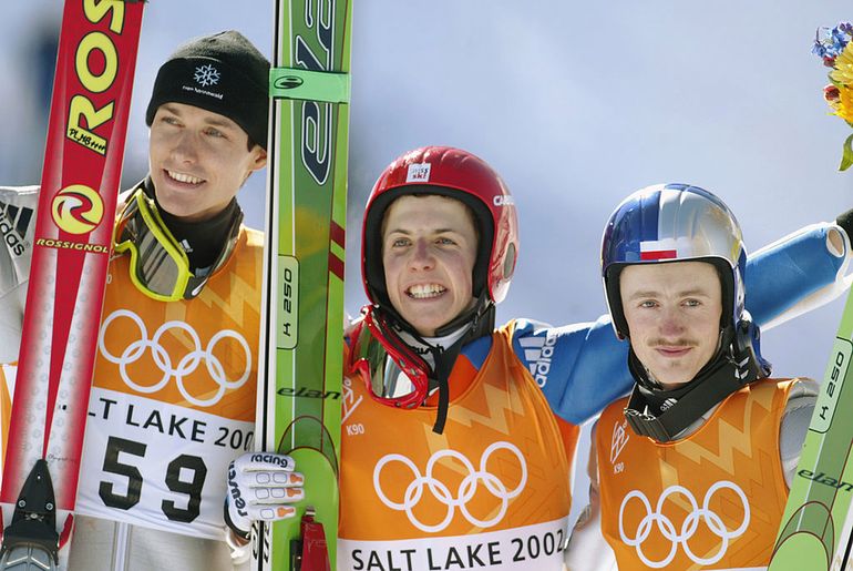 Sven Hannawald pierwszy z lewej (rok 2002)