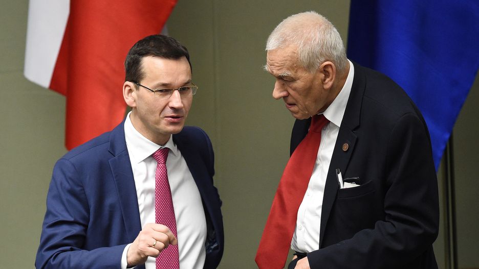 Morawiecki o grobie ojca. "Myślę, że by się tym nie przejmował" 
