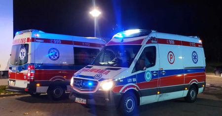 Groźny wypadek w Lublinie. Po czołowym zderzeniu dwóch samochodów, trzy osoby ranne. Lądował śmigłowiec LPR