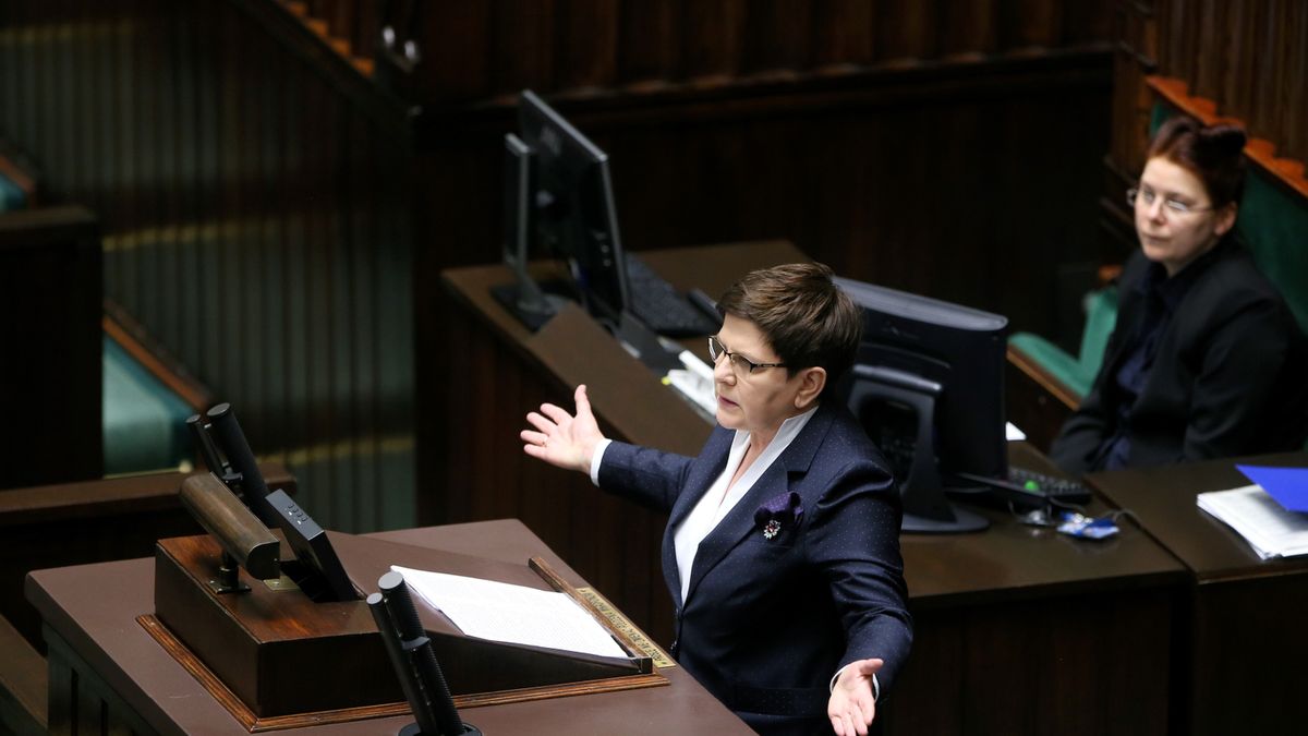 Beata Szydło na sejmowej mównicy