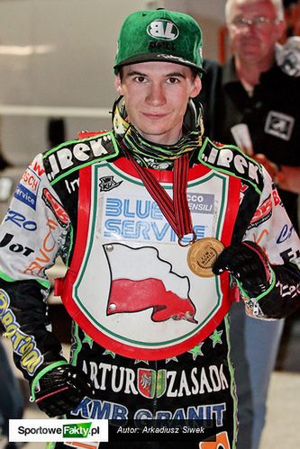 Patryk Dudek w tym sezonie kolekcjonował złote medale. Czy po tak udanym roku młodego Polaka dostrzegą władze BSI i zaproszą do cyklu SGP na sezon 2014?