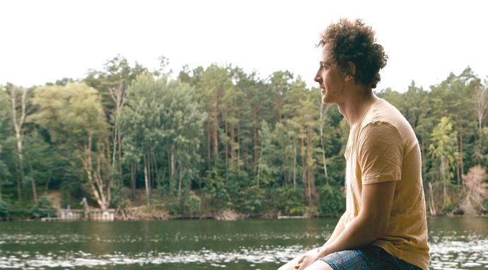 Matvey i Beate idą pływać