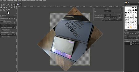 GIMP: jak obrócić obraz?