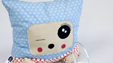 Pling Plong poduszka do czytania bajek 1