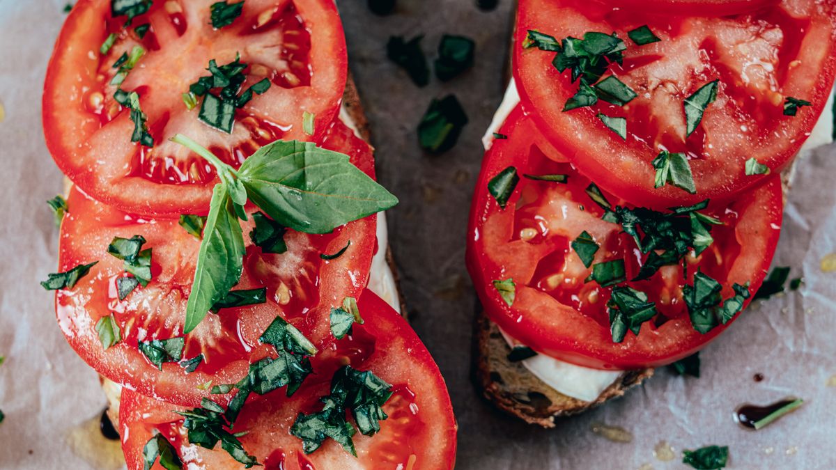 Czy pomidory na pusty żołądek to dobry pomysł?