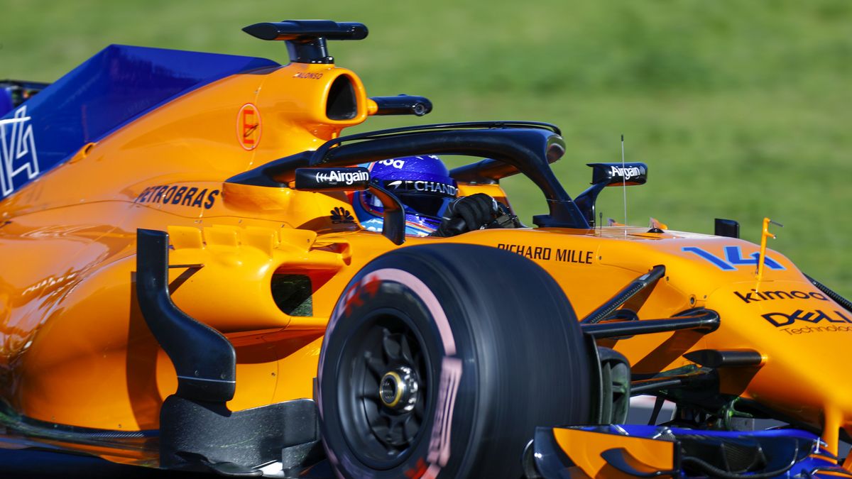 Materiały prasowe / Pirelli Media / Na zdjęciu: Fernando Alonso za kierownicą McLarena