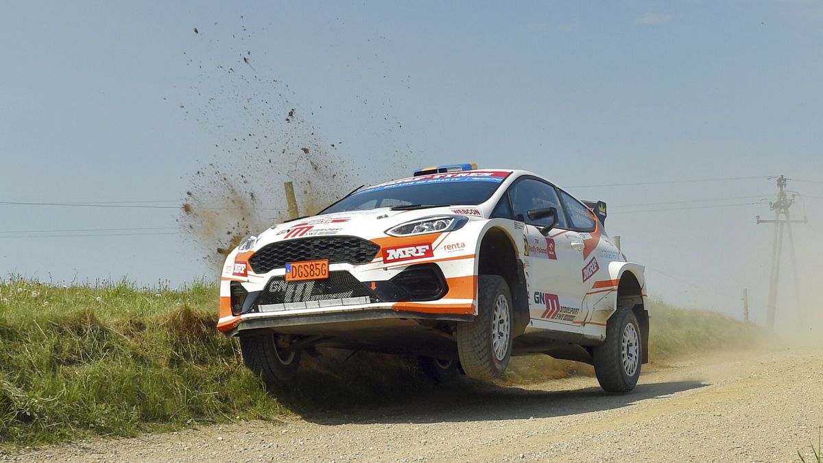 East News / Piotr Placzkowski / Początki rajdowych samochodowych mistrzostw świata