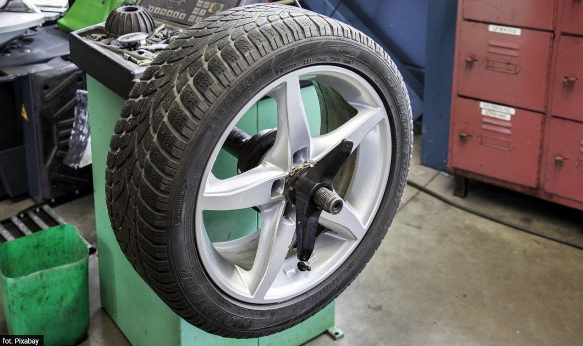 Darex 3 Radosław KućkaOświęcim, ulica Konopnickiej 3Ocena: 4,3Opinii: 451.