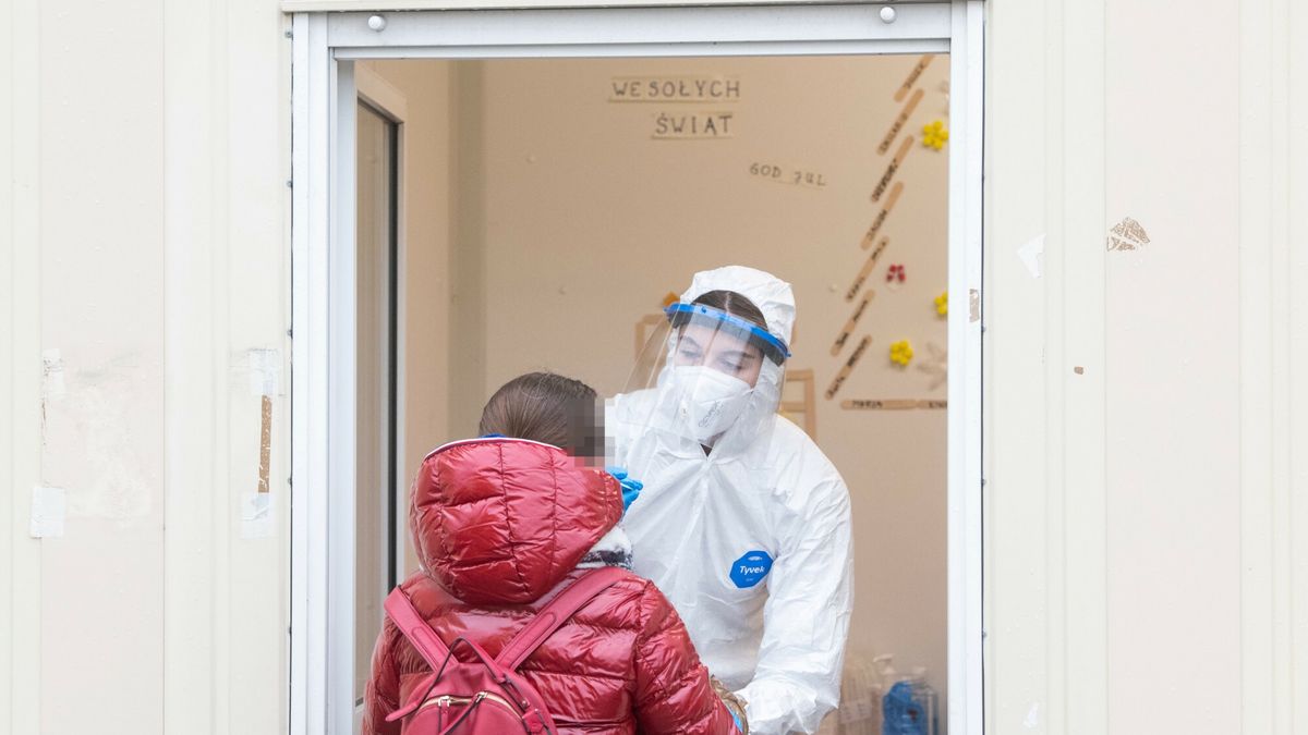 W 64 aptekach w Polsce można wykonać test na koronawirusa 