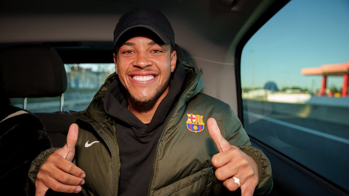 Twitter / FC Barcelona / Na zdjęciu: Vitor Roque