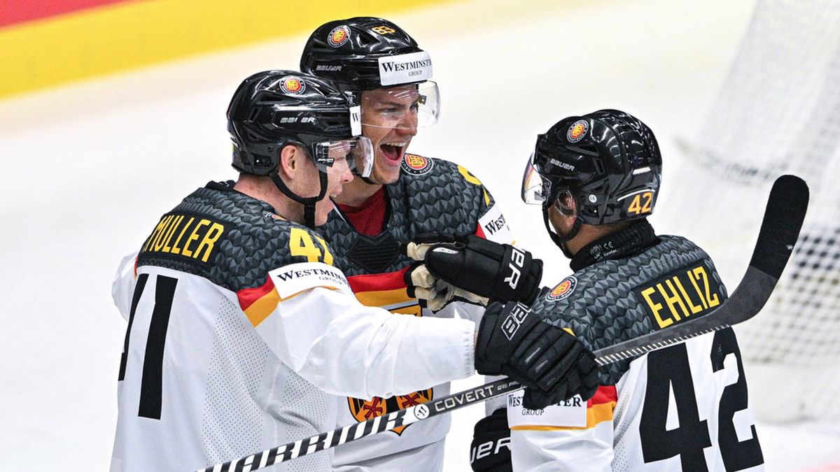 PAP/EPA / LUKAS KABON / Na zdjęciu: hokeiści reprezentacji Niemiec