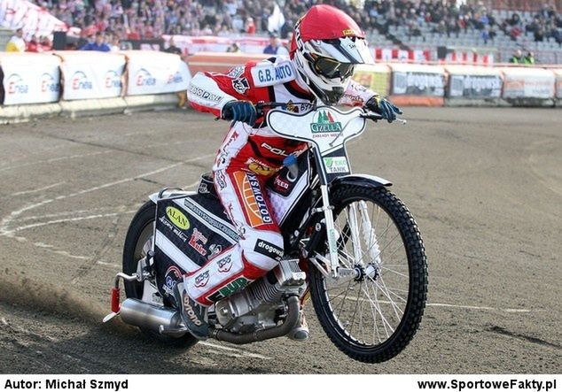 Krzysztof Buczkowski i spółka w sezonie 2013 będą mieli strategicznego sponsora