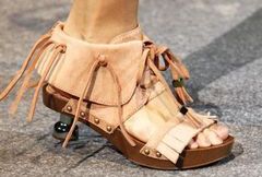 Vuitton &ndash; buty na wiosnę i lato 2010