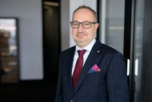 W przeszłości Ponewczyński odpowiadał za marketing Pekao SA